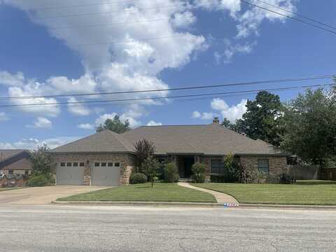 888 Acorn, Giddings, TX 78942