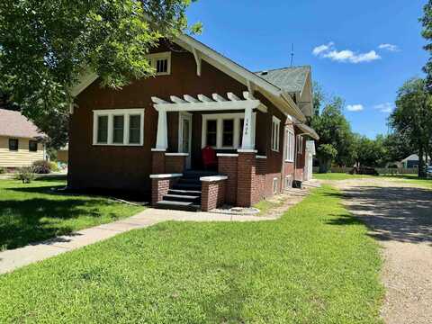 1406 Okoboji Avenue, Milford, IA 51351