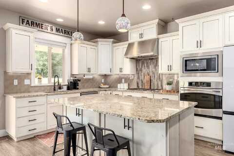 14023 W Canyon Creek St, Boise, ID 83713