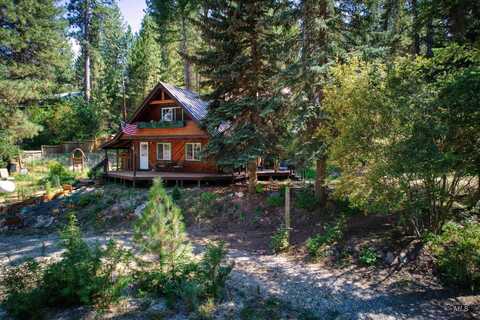 26 Sky Ridge Dr, Garden Valley, ID 83622