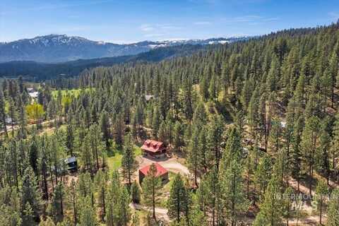 15 Crossbow Road, Garden Valley, ID 83622