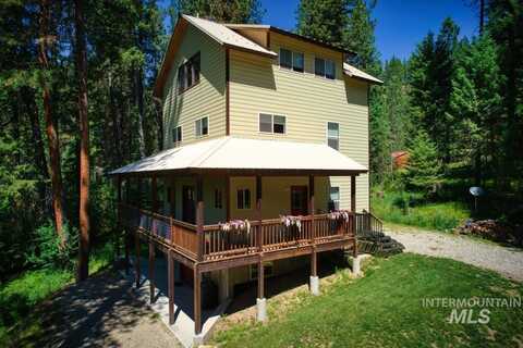 9 Crick Rd, Garden Valley, ID 83622