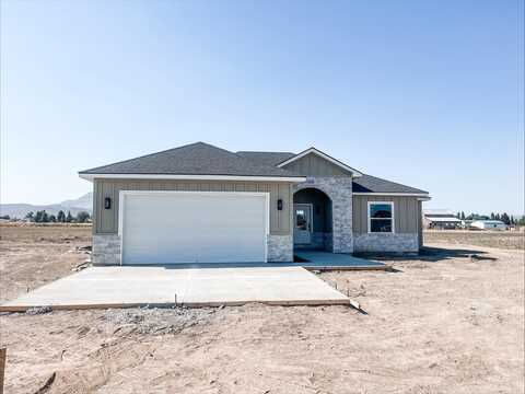190 E Pioneer Dr, Oakley, ID 83346