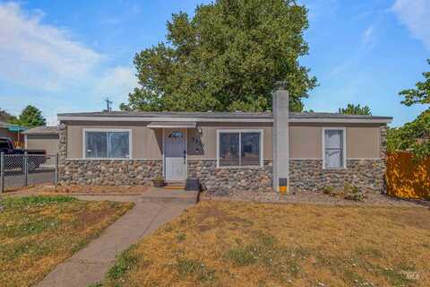 3336 14th Street A, Lewiston, ID 83501