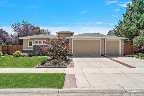 733 E San Pedro St, Meridian, ID 83646