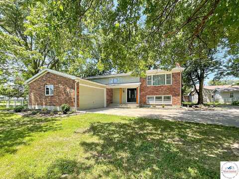 2612 Wing, Sedalia, MO 65301
