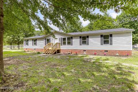 567 Briarneck Road, Jacksonville, NC 28540