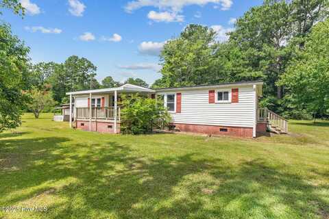 136 Smedley Lane, Maysville, NC 28555