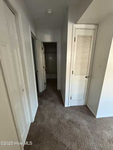 206 Cordell Drive, Jacksonville, NC 28540