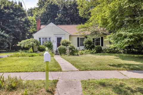 317 Sulgrave Avenue, Jackson, MI 49203