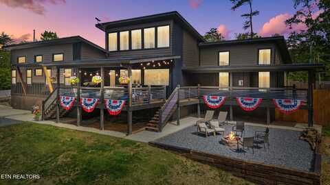2466 McQueen Way, Sevierville, TN 37876
