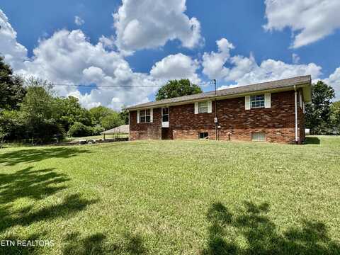 2523 Graves Rd, Maryville, TN 37803