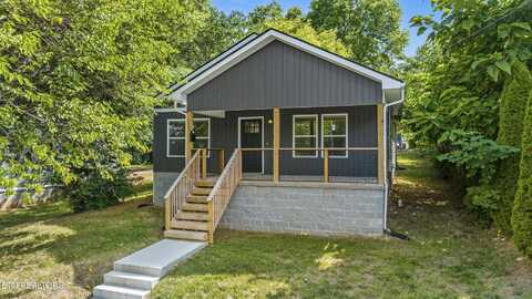 1312 Callaway St, Knoxville, TN 37921