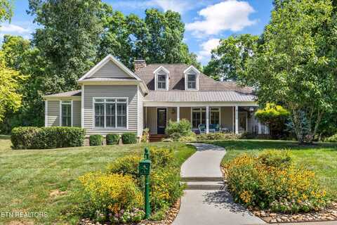 175 Conkinnon Drive, Lenoir City, TN 37772