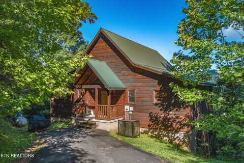 4118 Dollys Drive, Sevierville, TN 37876