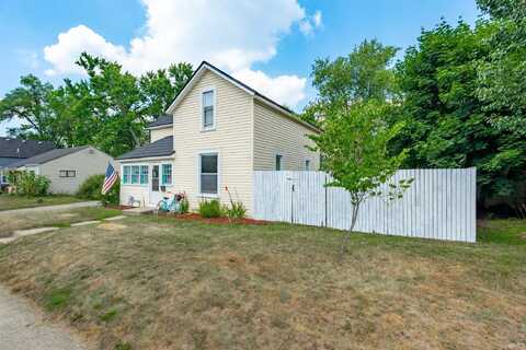1103 E Clark Street, Warsaw, IN 46580
