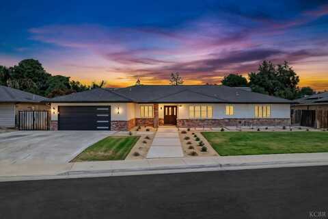 2680 Aspen Street, Hanford, CA 93230