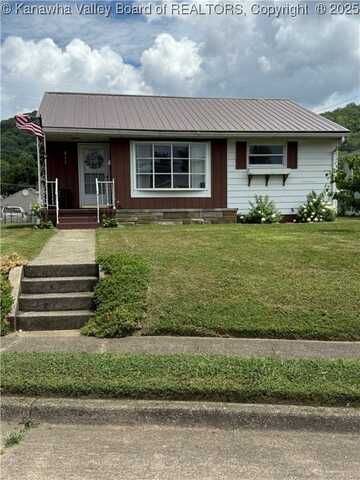 211 Broadway Avenue, Nitro, WV 25143
