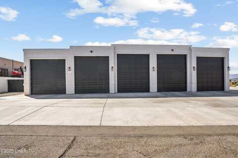 2030 Commander Dr, Lake Havasu City, AZ 86403