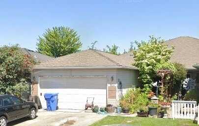 426 Crystal Drive, Eagle Point, OR 97524