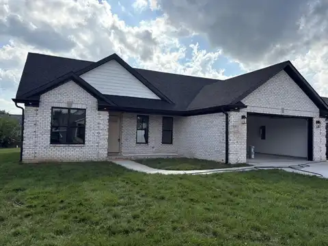 129 Squire Way, Nicholasville, KY 40356