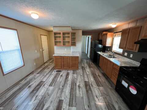 7804 Kimberly, Newport, MI 48166