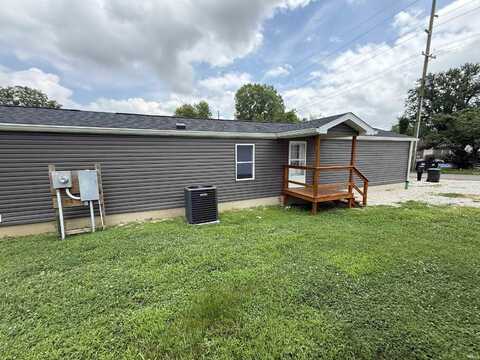 1020 E Glezen Street, Petersburg, IN 47567