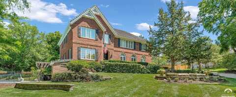 1520 Foxfire Drive, Lawrence, KS 66047