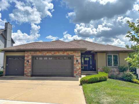 8315 Primrose Street, De Soto, KS 66018