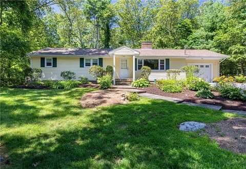39 Blueberry Lane, Scituate, RI 02857
