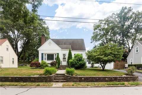 50 Hopedale Drive, West Warwick, RI 02893