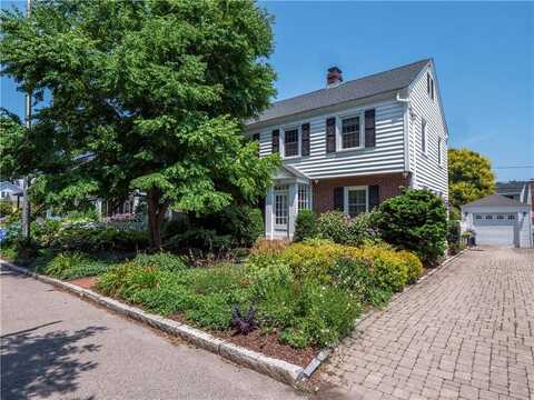 198 Gibbs Avenue, Newport, RI 02840