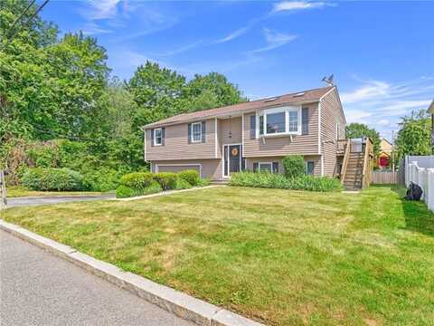 80 Capwell Avenue, Woonsocket, RI 02895