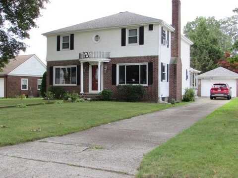 147 Glen Road, Woonsocket, RI 02895