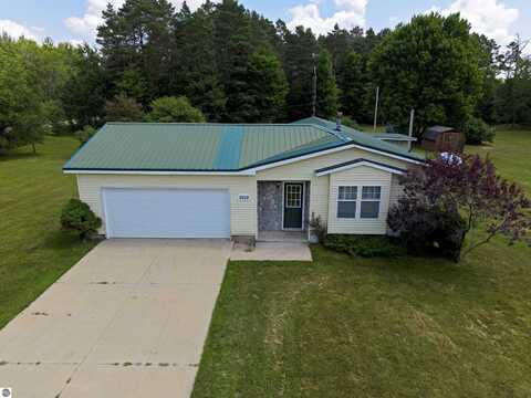 5019 Golden Road, Kalkaska, MI 49646