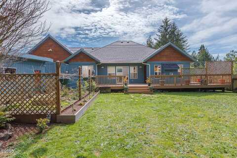 735 E Collins Street, Depoe Bay, OR 97341
