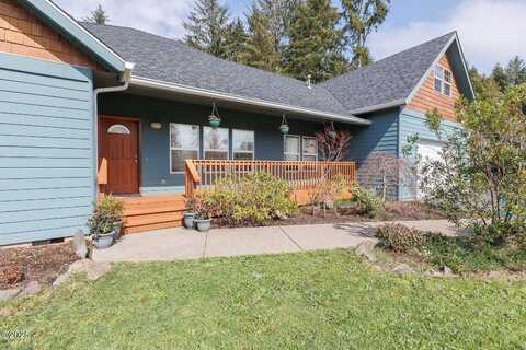 735 E Collins Street, Depoe Bay, OR 97341