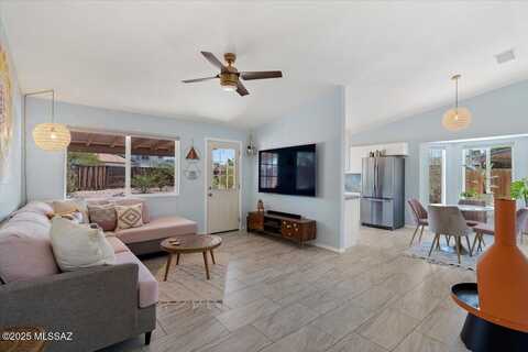 5892 N Edenbrook Lane, Tucson, AZ 85741