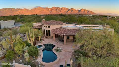 994 W Tortolita Mountain Circle, Oro Valley, AZ 85755