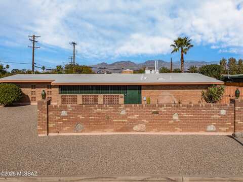 5101 E 9th Street, Tucson, AZ 85711