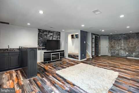 112 STEWARTS CT #406, PHOENIXVILLE, PA 19460