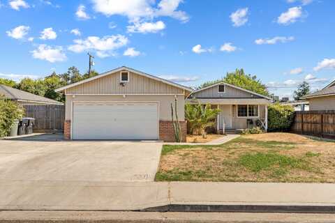 2315 W Princeton Avenue, Visalia, CA 93277