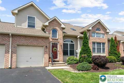 318 Windsor Place unit: 318, Macungie Boro, PA 18062