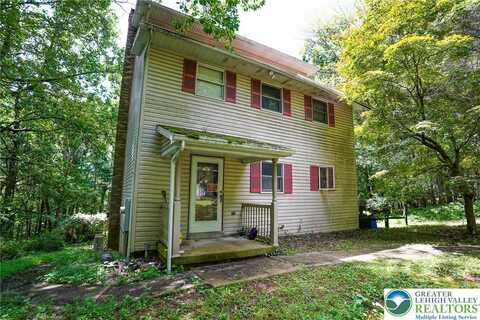 590 Pinewood Road, East Penn Twp, PA 18235
