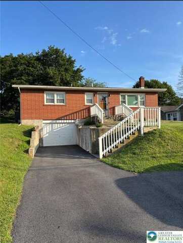 5874 Old Carriage Road, East Allen Twp, PA 18014