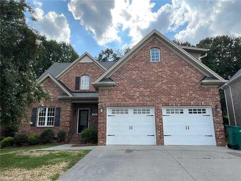 205 Cabot Drive, Winston Salem, NC 27103