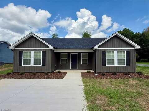 3207 Plymouth Street, Archdale, NC 27263