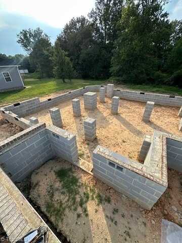 111 Legacy Lane, Eden, NC 27288