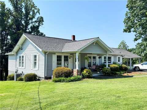 108 Triplett Street, Jonesville, NC 28642