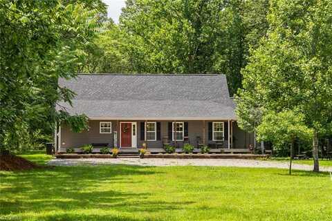 351 Colony Lane, Purlear, NC 28665